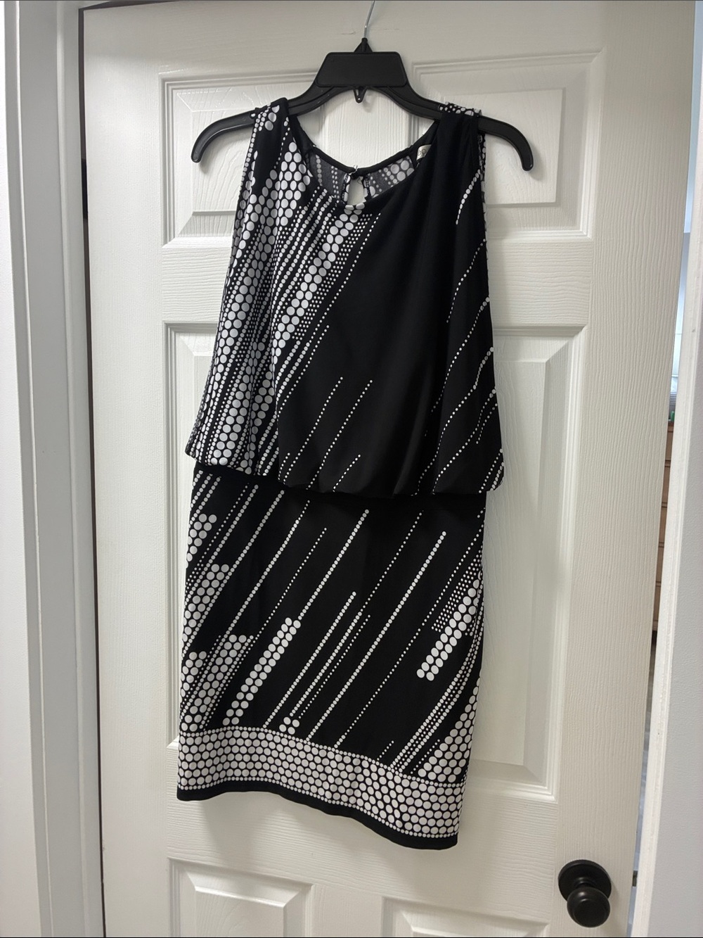 cleo Black and White Sleeveless Blouson Dress